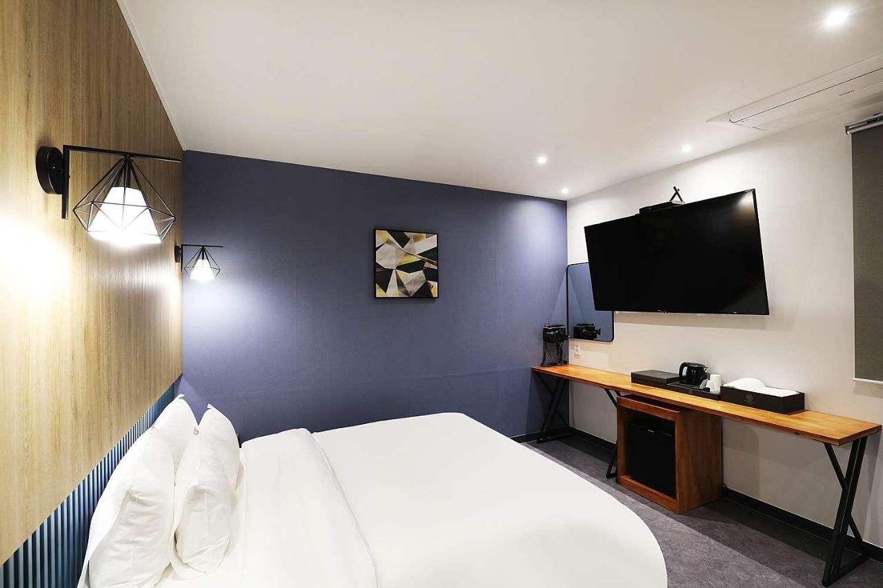 Mariposa Hotel Songtan Pyeongtaek Zewnętrze zdjęcie