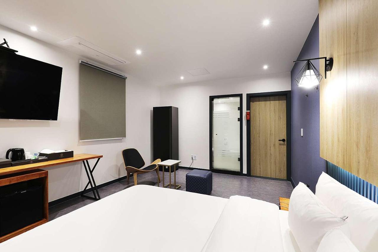 Mariposa Hotel Songtan Pyeongtaek Zewnętrze zdjęcie