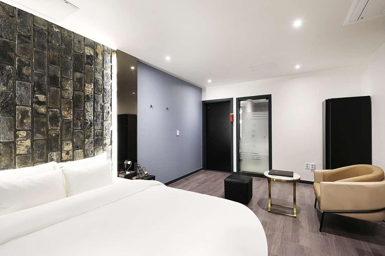 Mariposa Hotel Songtan Pyeongtaek Zewnętrze zdjęcie