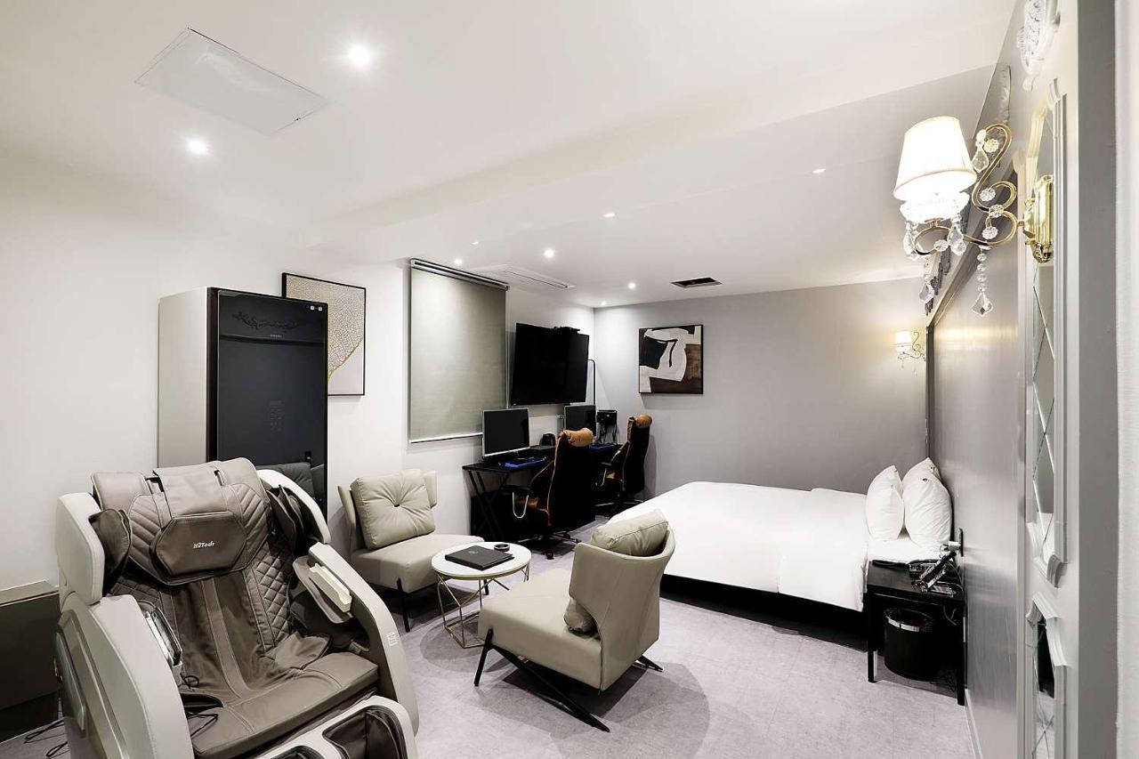 Mariposa Hotel Songtan Pyeongtaek Zewnętrze zdjęcie