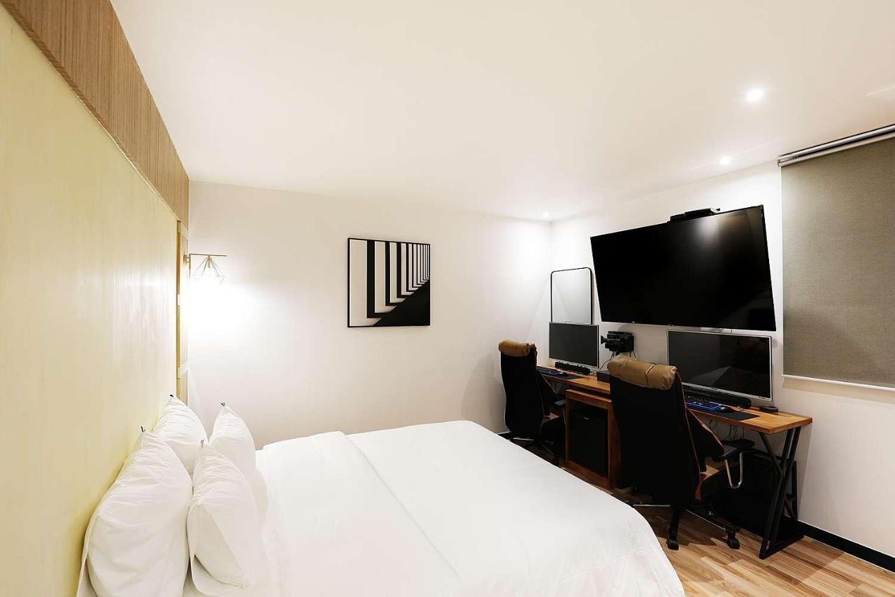 Mariposa Hotel Songtan Pyeongtaek Zewnętrze zdjęcie