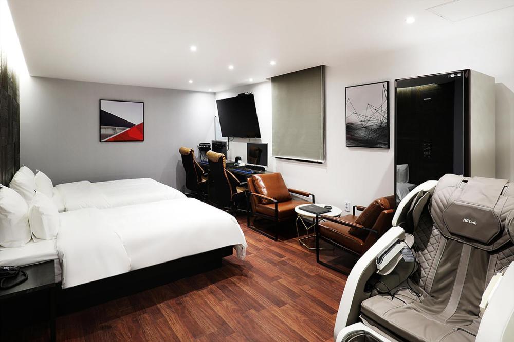 Mariposa Hotel Songtan Pyeongtaek Zewnętrze zdjęcie